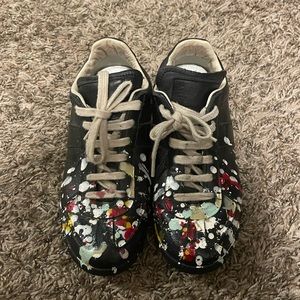 SOLD - Masion margiela black paint splatter sneaker